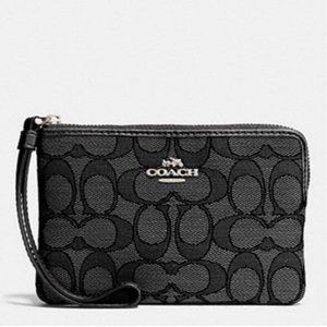 COACH Signature Corner Zip Wristlet Smoke/Black